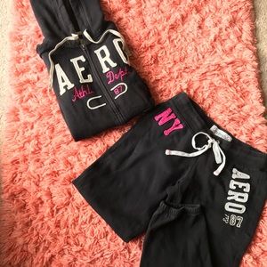 EUC Black Sweatpants And Jacket Set!